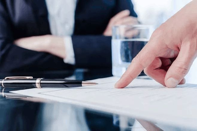 票務(wù)代理人在企業(yè)墊資問題上的巧妙處理策略